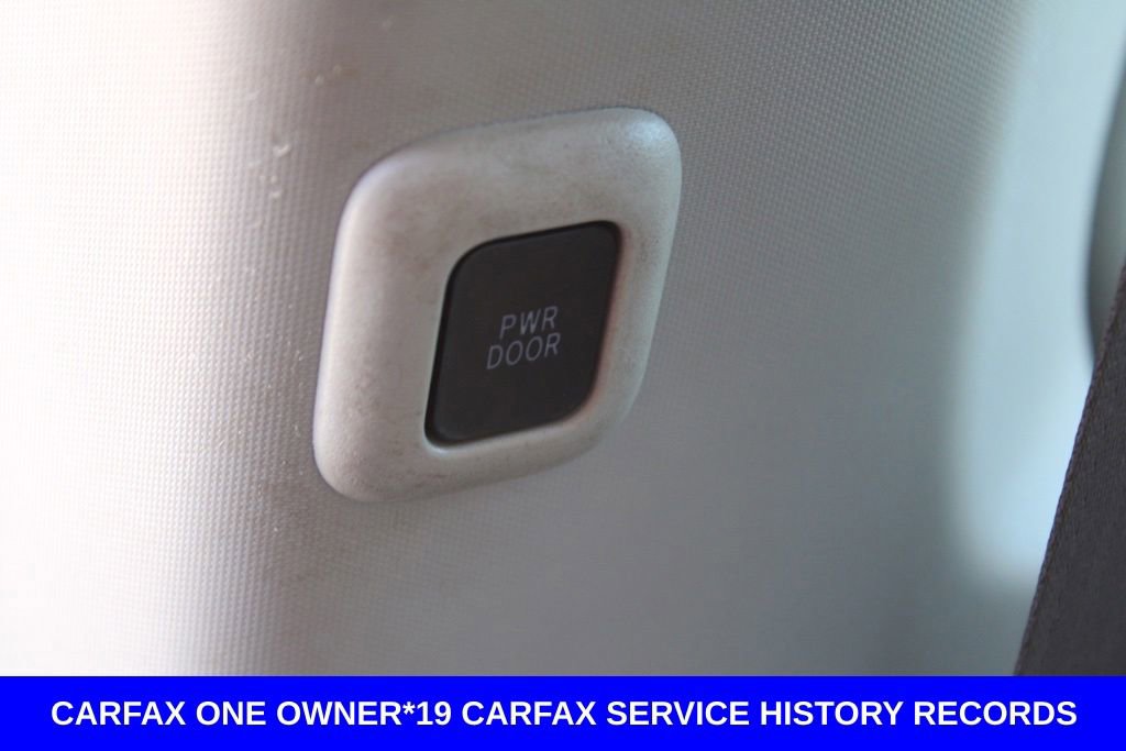 Used 2014 Toyota Sienna XLE w/ XLE Premium Package FWD image 26