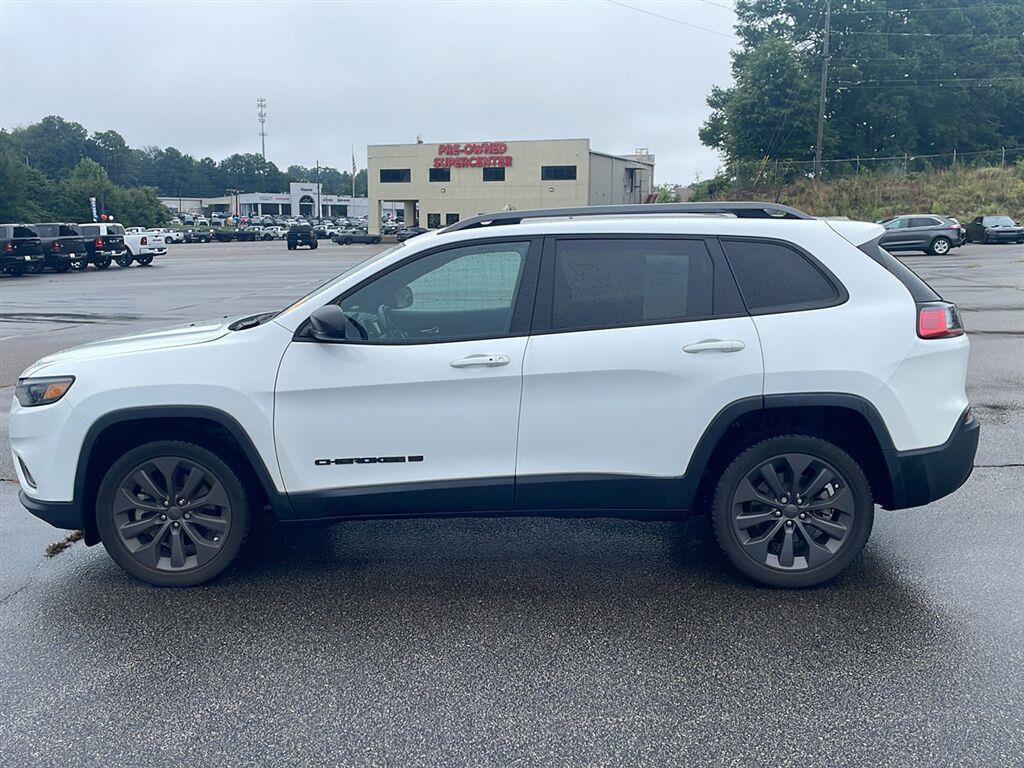 Used 2021 Jeep Cherokee Latitude Lux 80th Anniv w/ Quick Order Package 26U 80TH FWD image 5