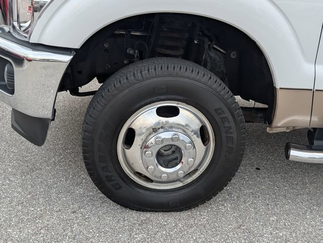 Used 2011 Ford F350 Lariat w/ Lariat Ultimate Pkg image 4