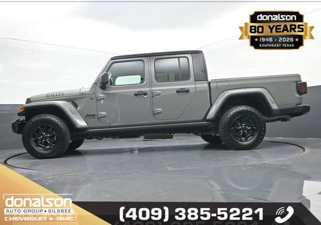 Used 2022 Jeep Gladiator Willys image 15