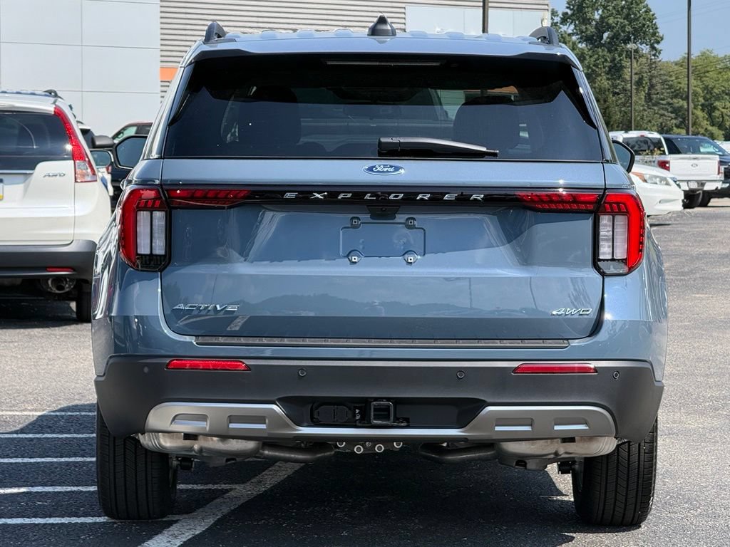 New 2026 Ford Explorer Active w/ Active Comfort Package AWD/4WD image 5