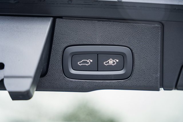 New 2026 Volvo XC60 B5 Plus w/ Protection Package Premier image 10