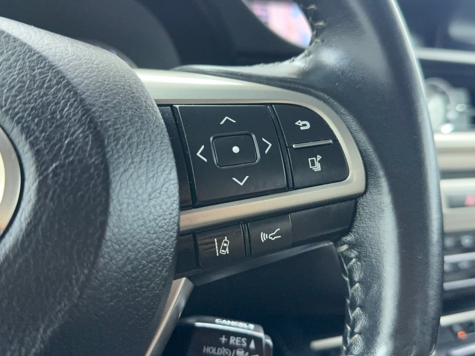 Used 2018 Lexus ES 350 w/ Navigation System Package FWD image 33