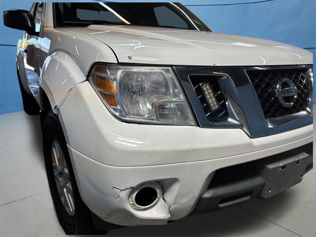 Used 2019 Nissan Frontier SV w/ Value Truck Package AWD/4WD image 2