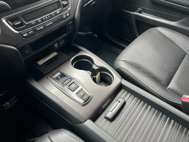 Certified 2023 Honda Passport EX-L image 30