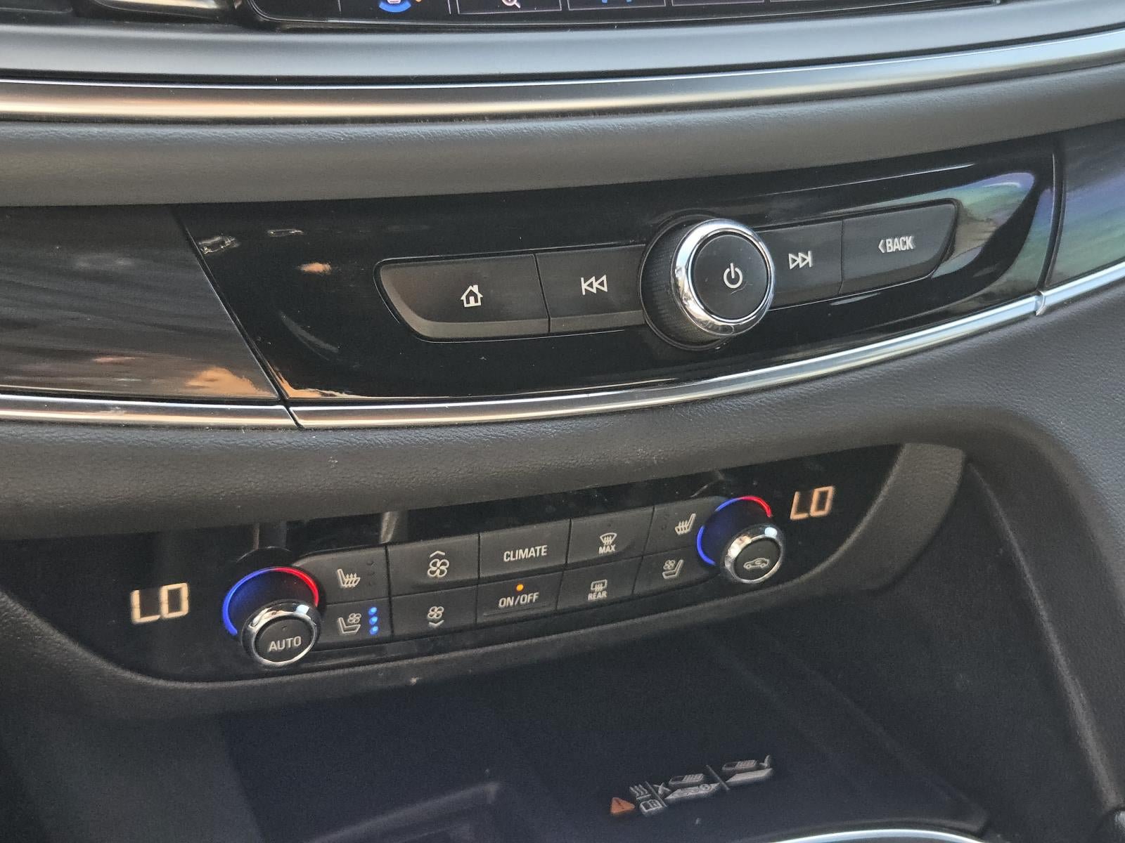 Certified 2023 Buick Enclave Premium w/ Experience Buick Package FWD image 22