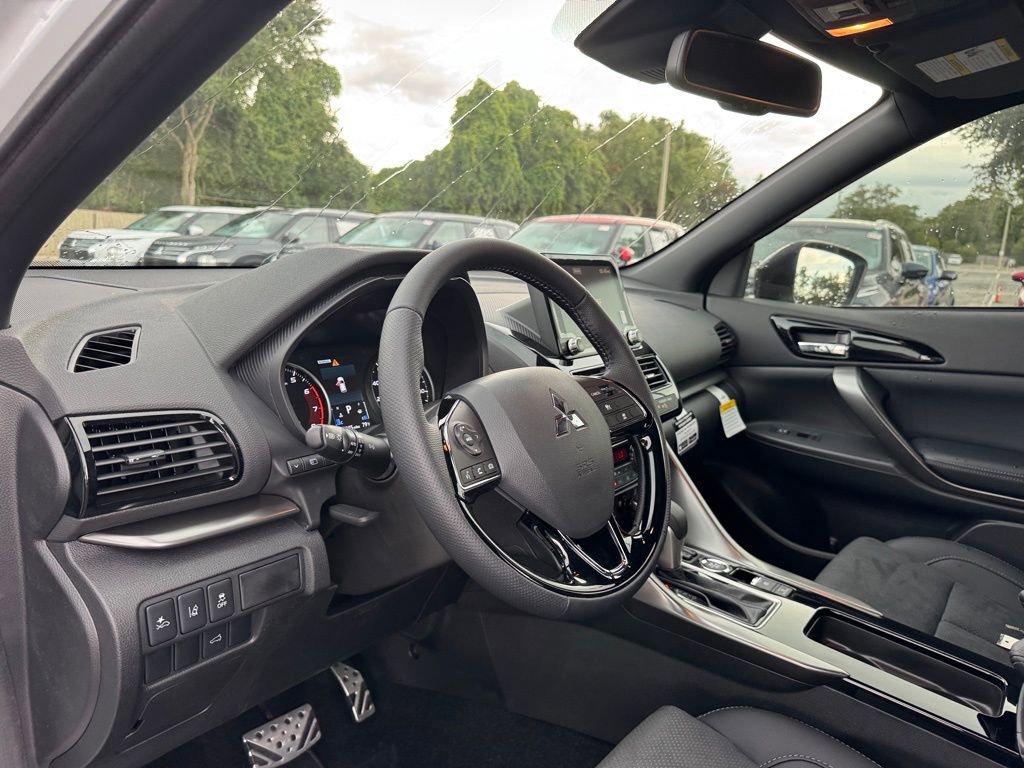 New 2025 Mitsubishi Eclipse Cross Black Edition image 28