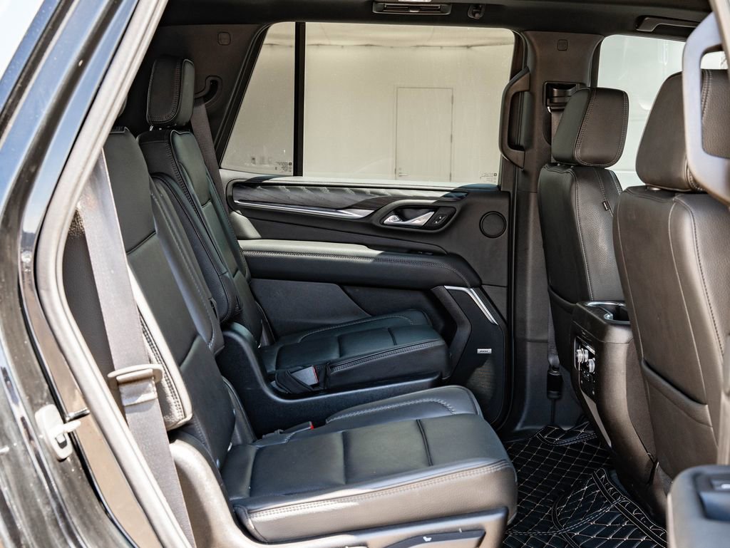 Used 2021 GMC Yukon Denali w/ Denali Premium Package image 48