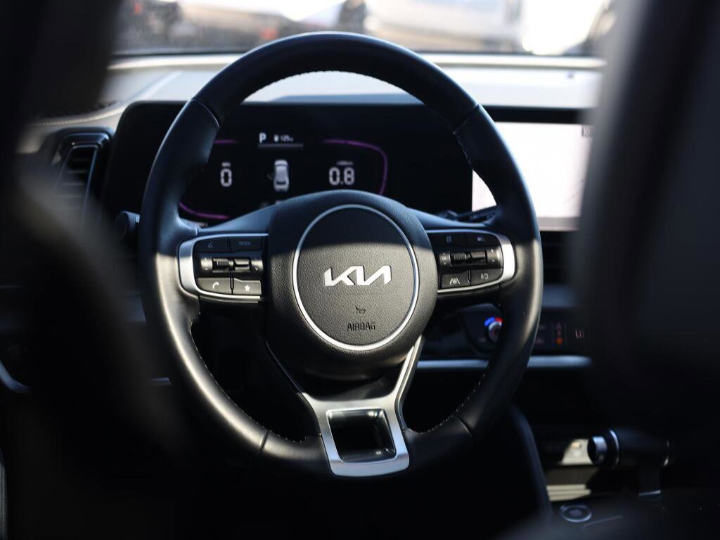 Used 2024 Kia Sportage X-Line w/ X-Line Premium Package image 9