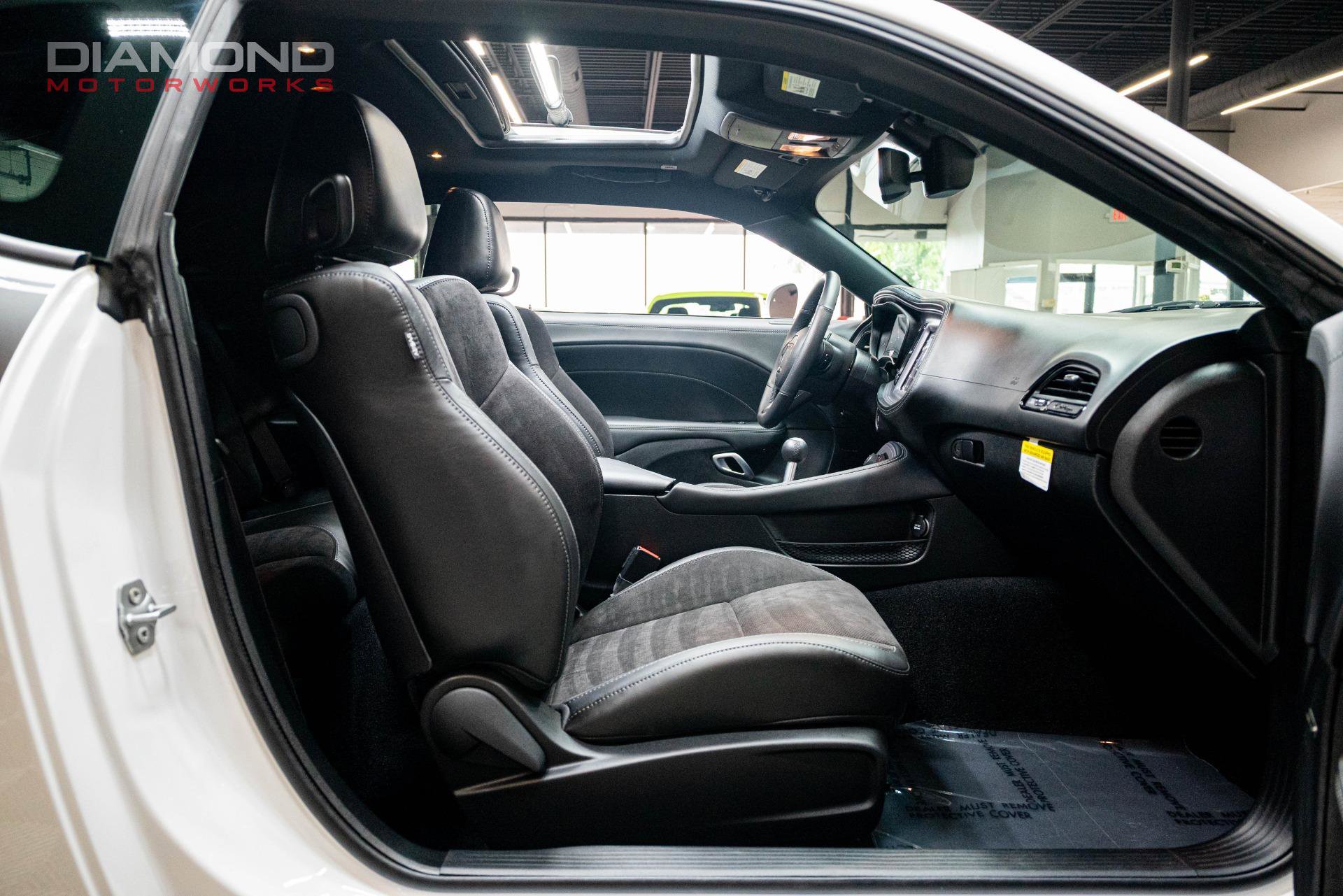 Used 2023 Dodge Challenger R/T w/ T/A Package image 97