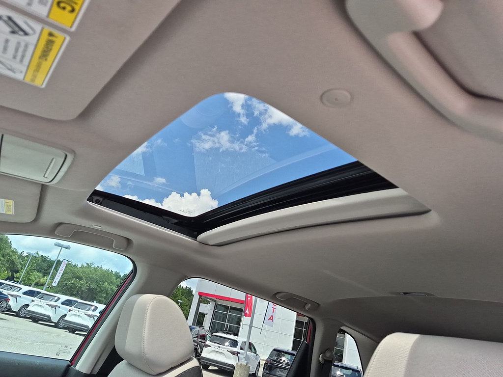 Used 2025 Honda CR-V EX image 27