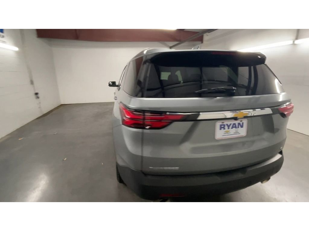 Used 2023 Chevrolet Traverse LT image 7