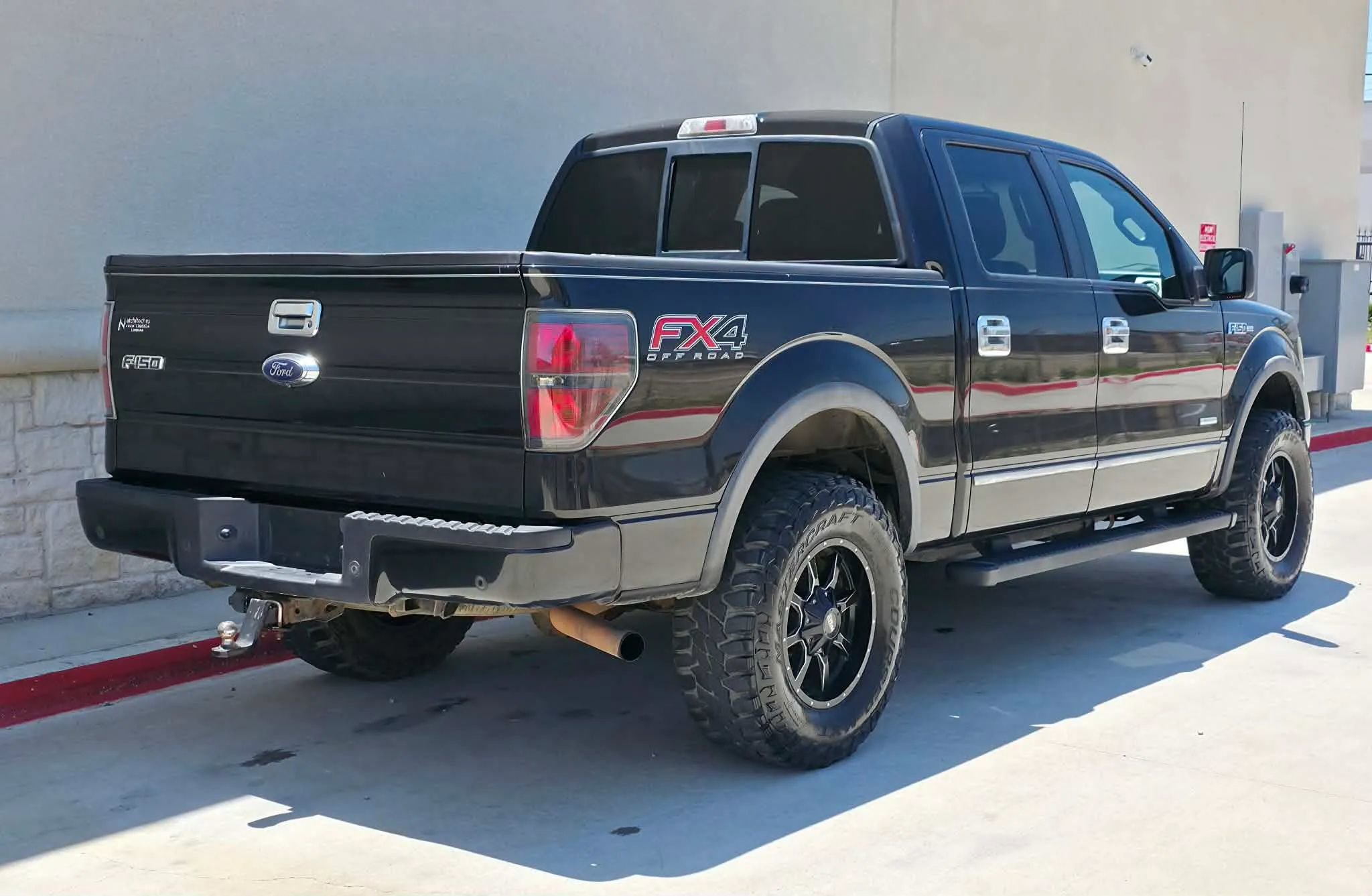 Used 2014 Ford F150 FX4 w/ Equipment Group 401A Mid AWD/4WD image 3