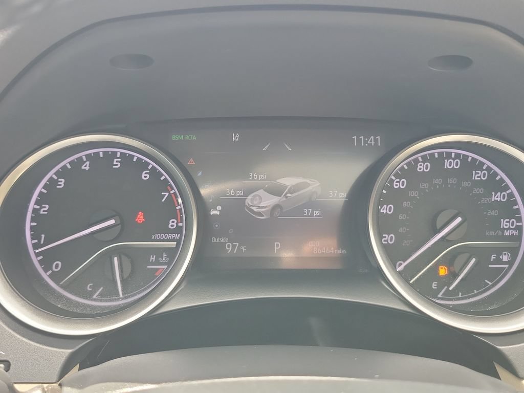 Used 2021 Toyota Camry XLE w/ Navigation Package FWD image 15
