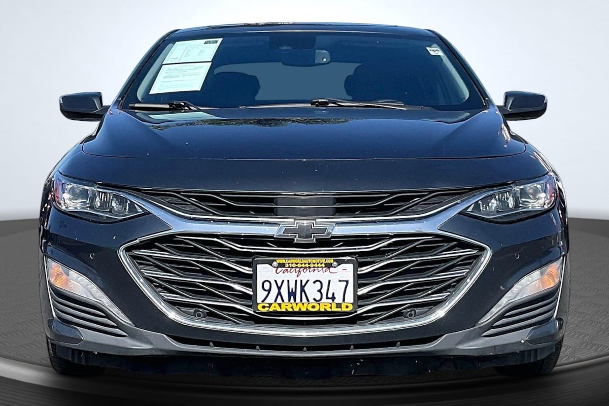 Used 2021 Chevrolet Malibu Premier FWD image 3