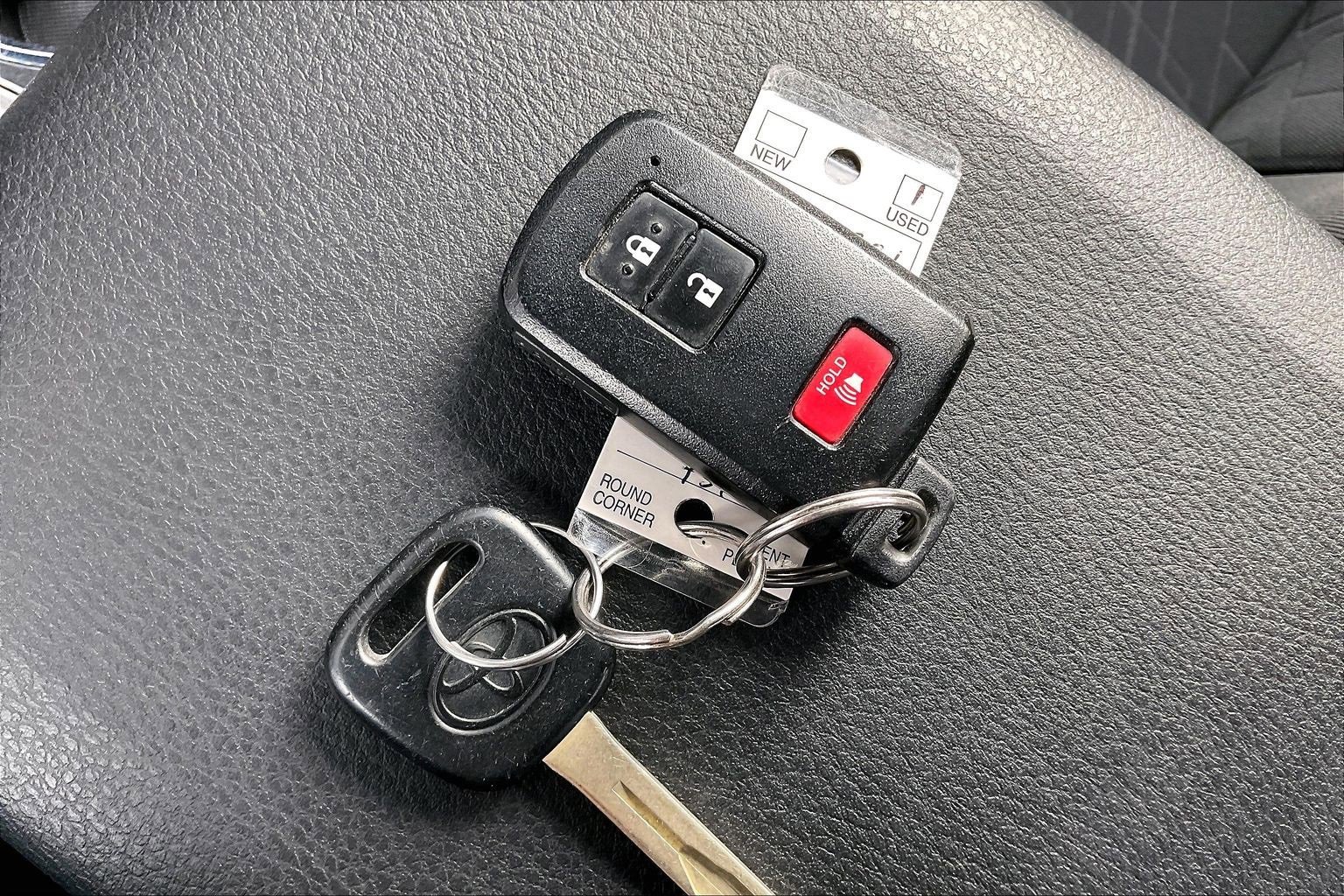 Used 2019 Toyota Tacoma TRD Off-Road image 23