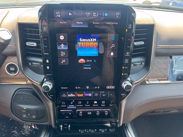 New 2027 RAM 3500 Limited AWD/4WD image 21