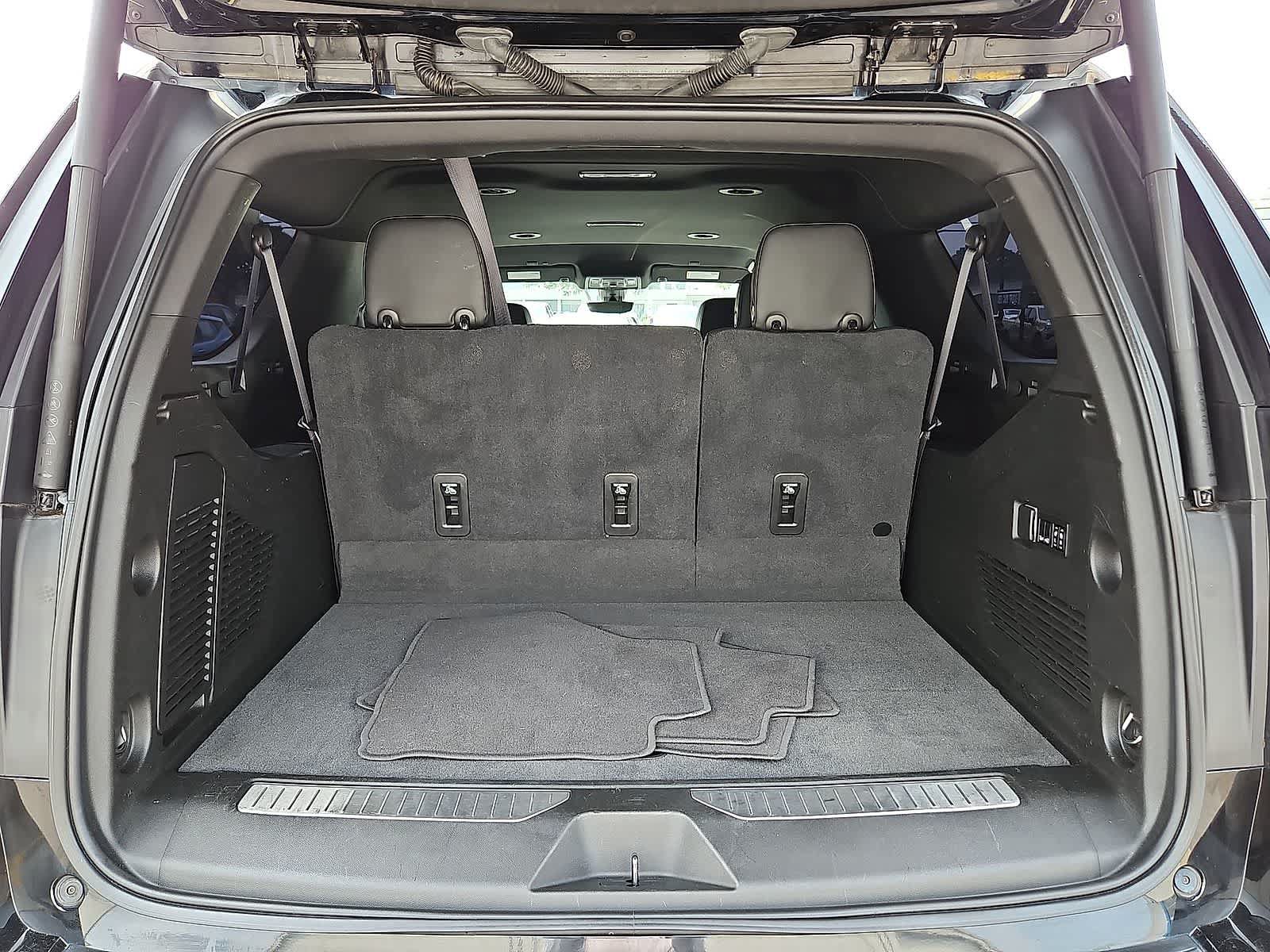 Certified 2021 Chevrolet Suburban High Country AWD/4WD image 32
