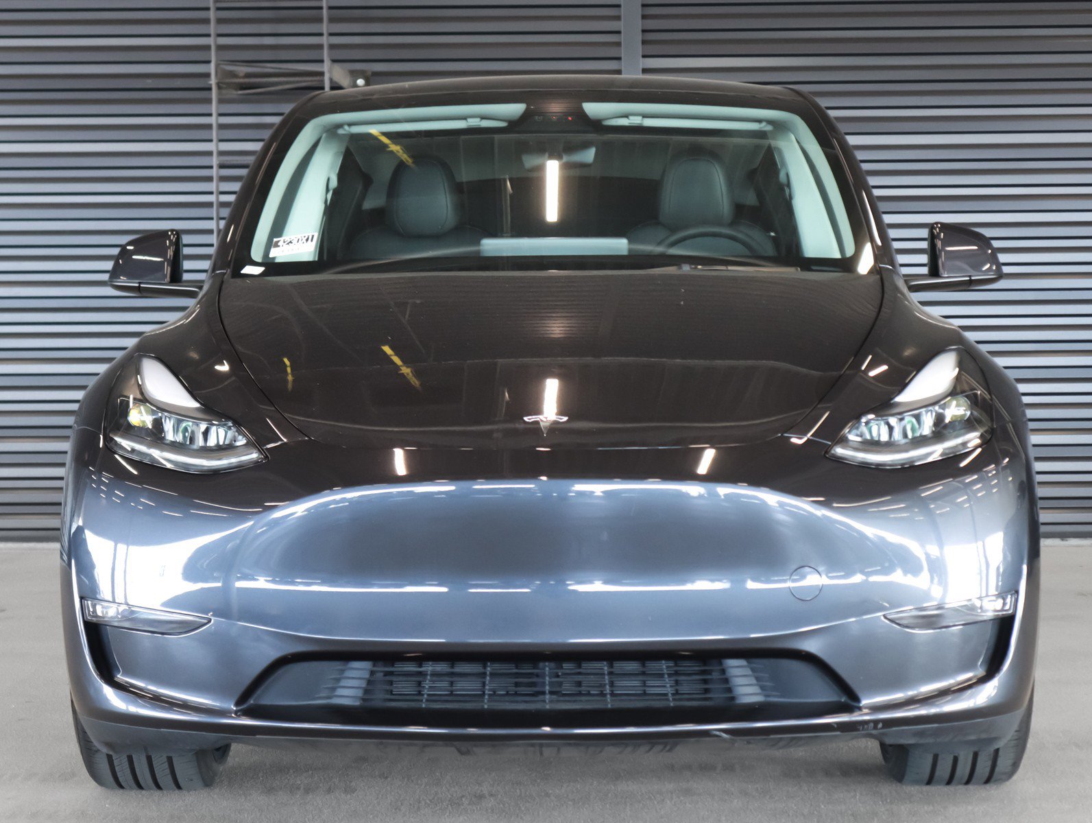 Used 2024 Tesla Model Y Performance image 9