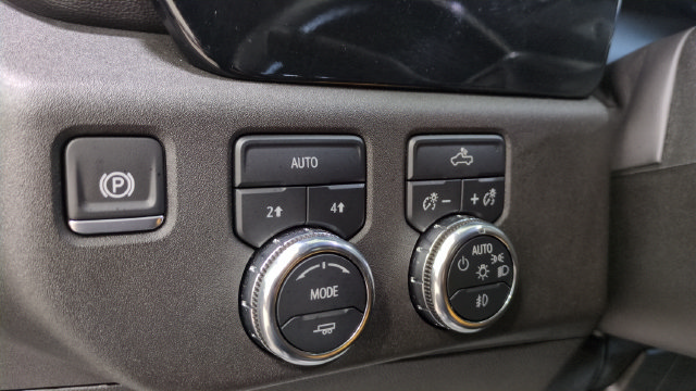Used 2025 GMC Sierra 1500 Elevation AWD/4WD image 31