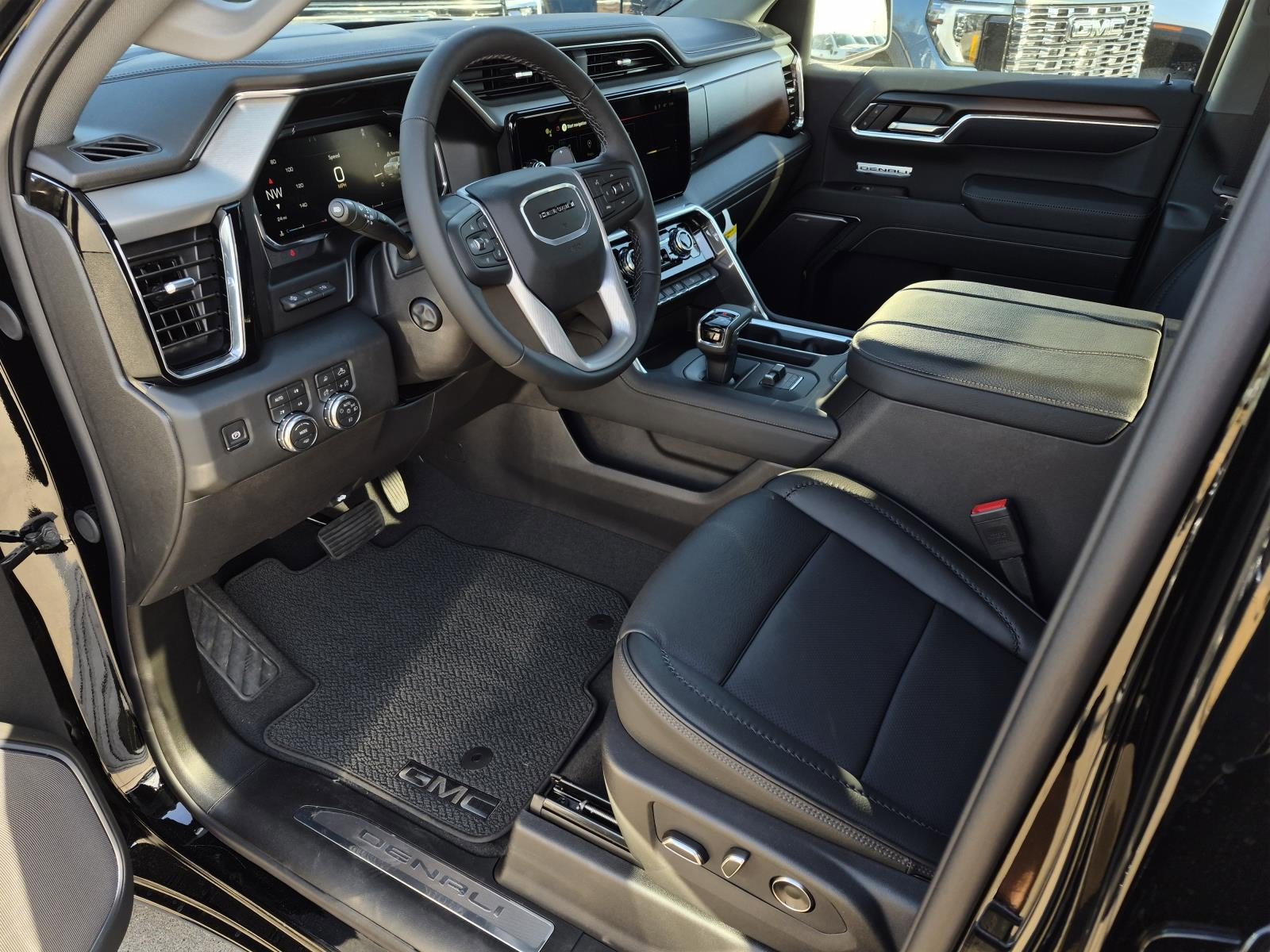 New 2026 GMC Sierra 1500 Denali w/ Denali Reserve Package image 9