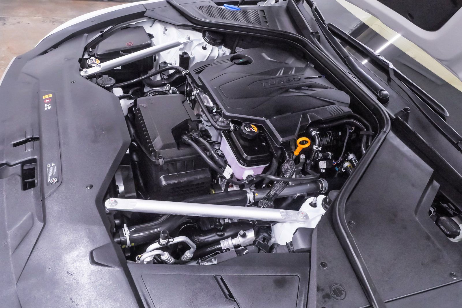 Certified 2025 Genesis G80 2.5T image 26