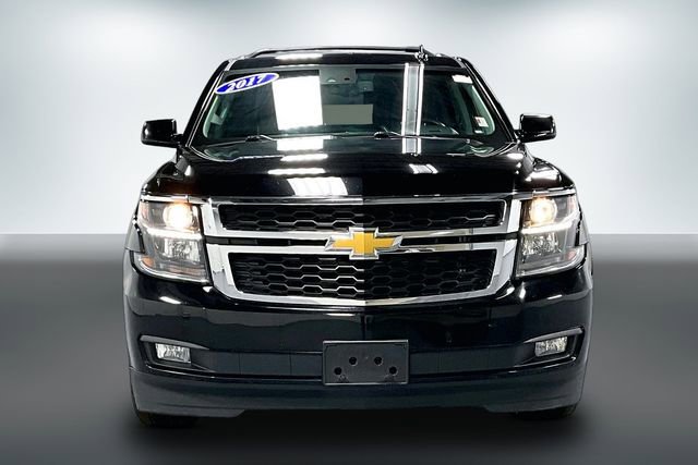 Used 2017 Chevrolet Suburban LT image 2