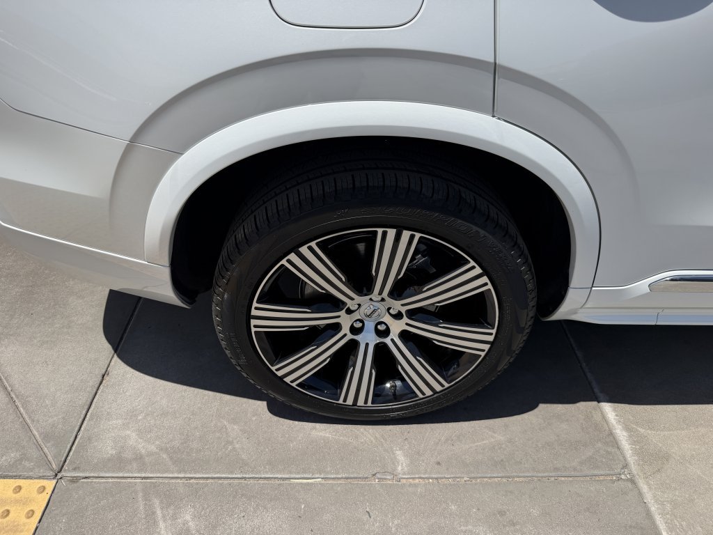 Used 2025 Volvo XC90 T8 Core w/ Protection Package Premier AWD/4WD image 15