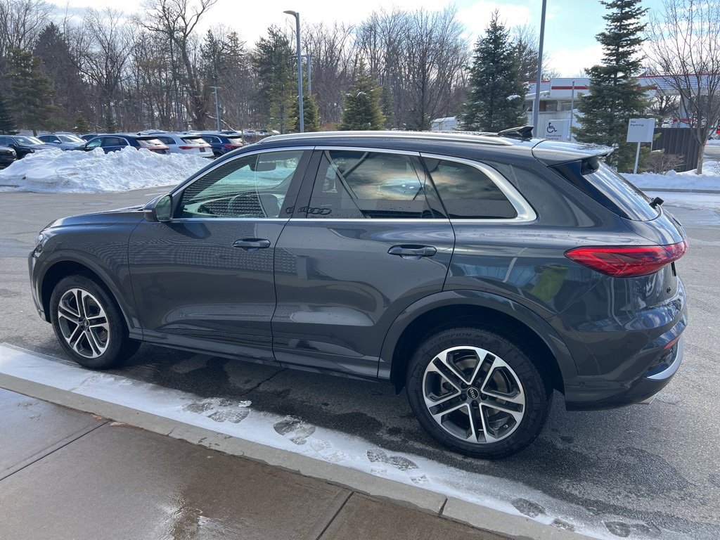 Certified 2025 Audi Q5 Premium Plus w/ Premium Plus image 40