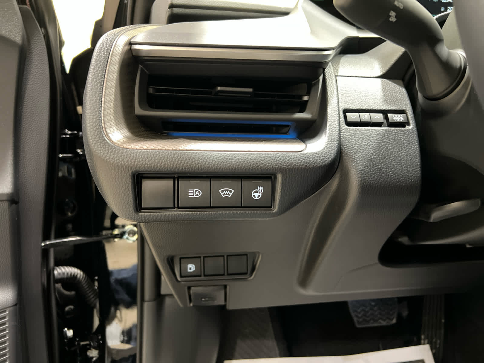 New 2026 Toyota Prius XLE image 19