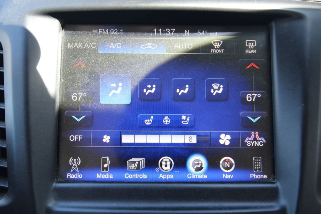 Used 2015 Chrysler 200 C w/ Navigation & Sound Group I image 34