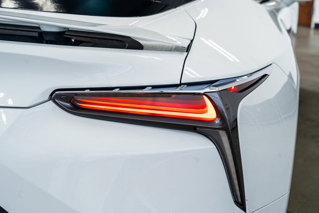 Used 2018 Lexus LC 500 Coupe w/ Performance Package image 27