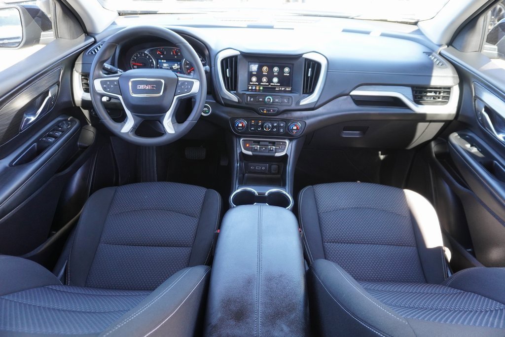 Used 2024 GMC Terrain SLE w/ Driver Convenience Package image 20