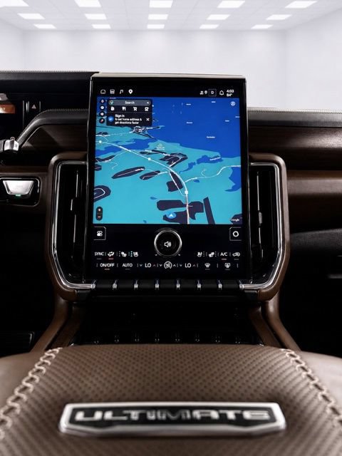 Used 2025 GMC Yukon Denali Ultimate AWD/4WD image 29
