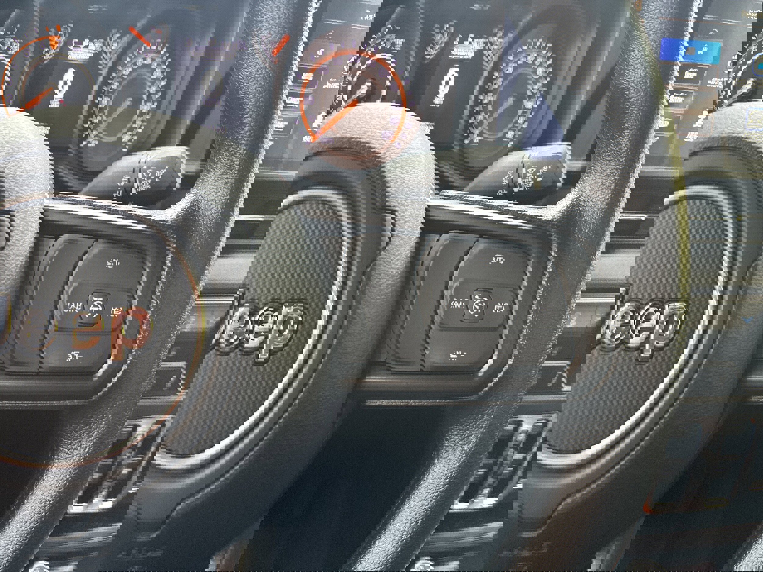 Used 2025 Jeep Gladiator Sport image 20