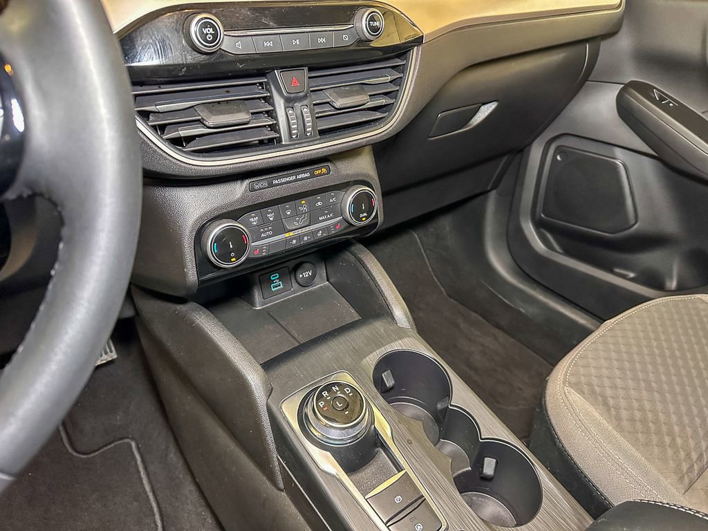 Certified 2022 Ford Escape SE w/ Convenience Package image 42