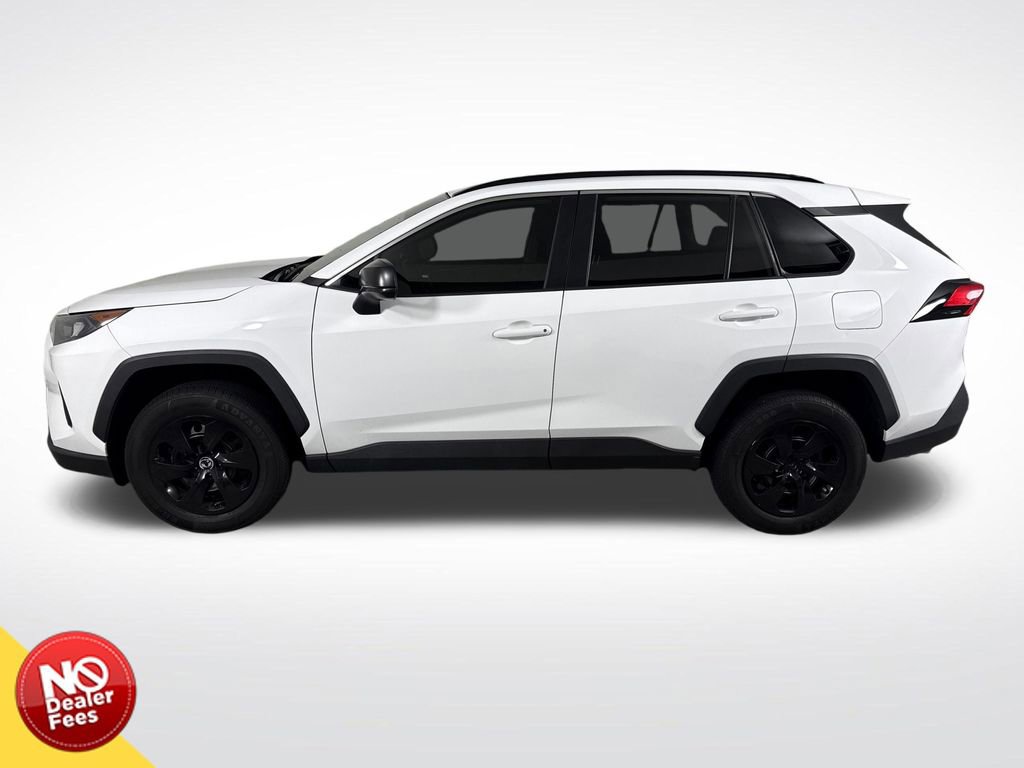 Used 2020 Toyota RAV4 LE FWD image 7