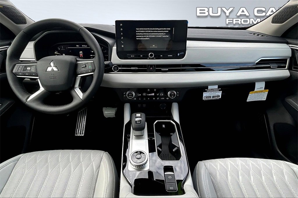 New 2025 Mitsubishi Outlander AWD image 5