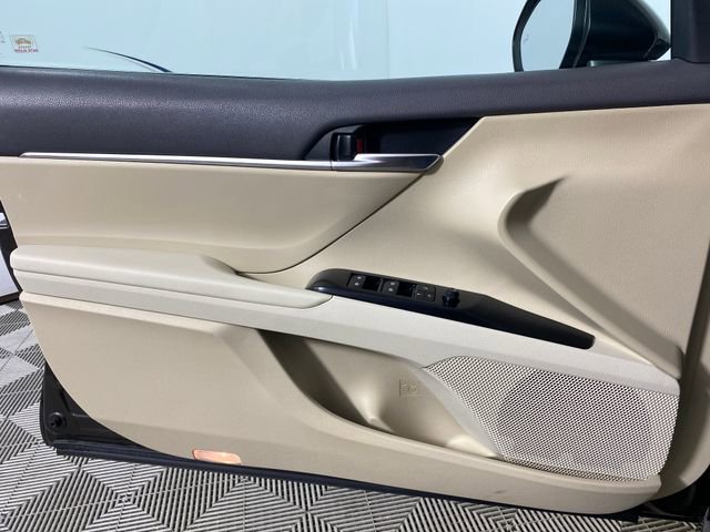 Used 2018 Toyota Camry LE w/ Convenience Package FWD image 20