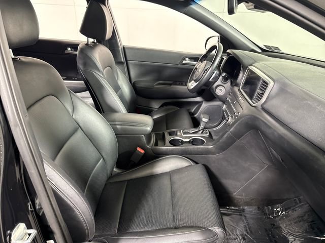 Used 2022 Kia Sportage Nightfall Edition image 14