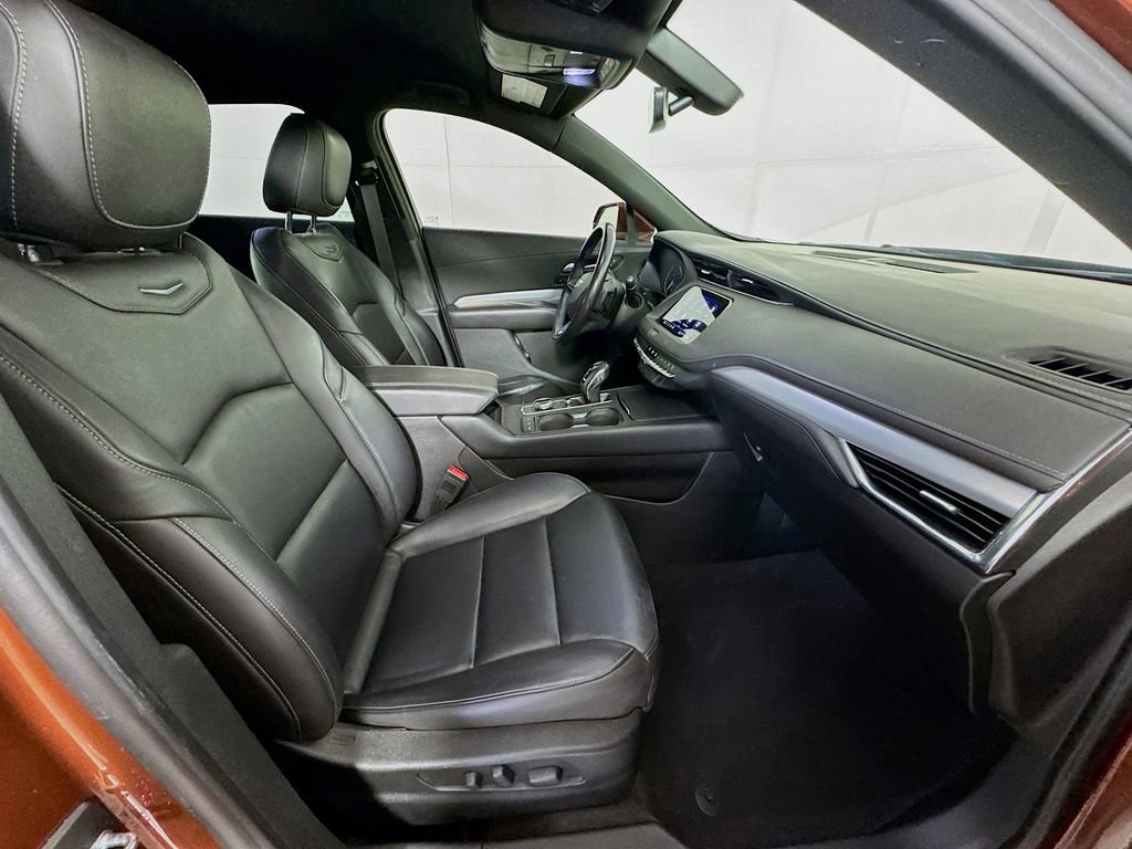 Used 2019 Cadillac XT4 Premium Luxury image 33