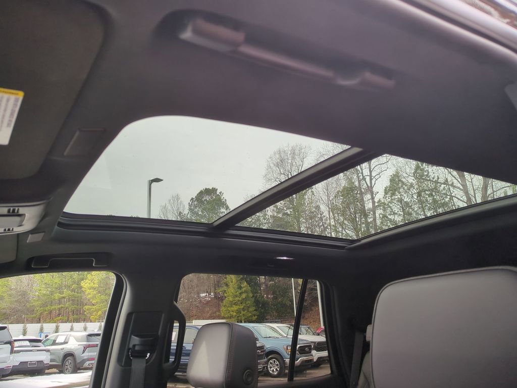 Used 2025 Chevrolet Tahoe RST w/ RST Capability Package image 26