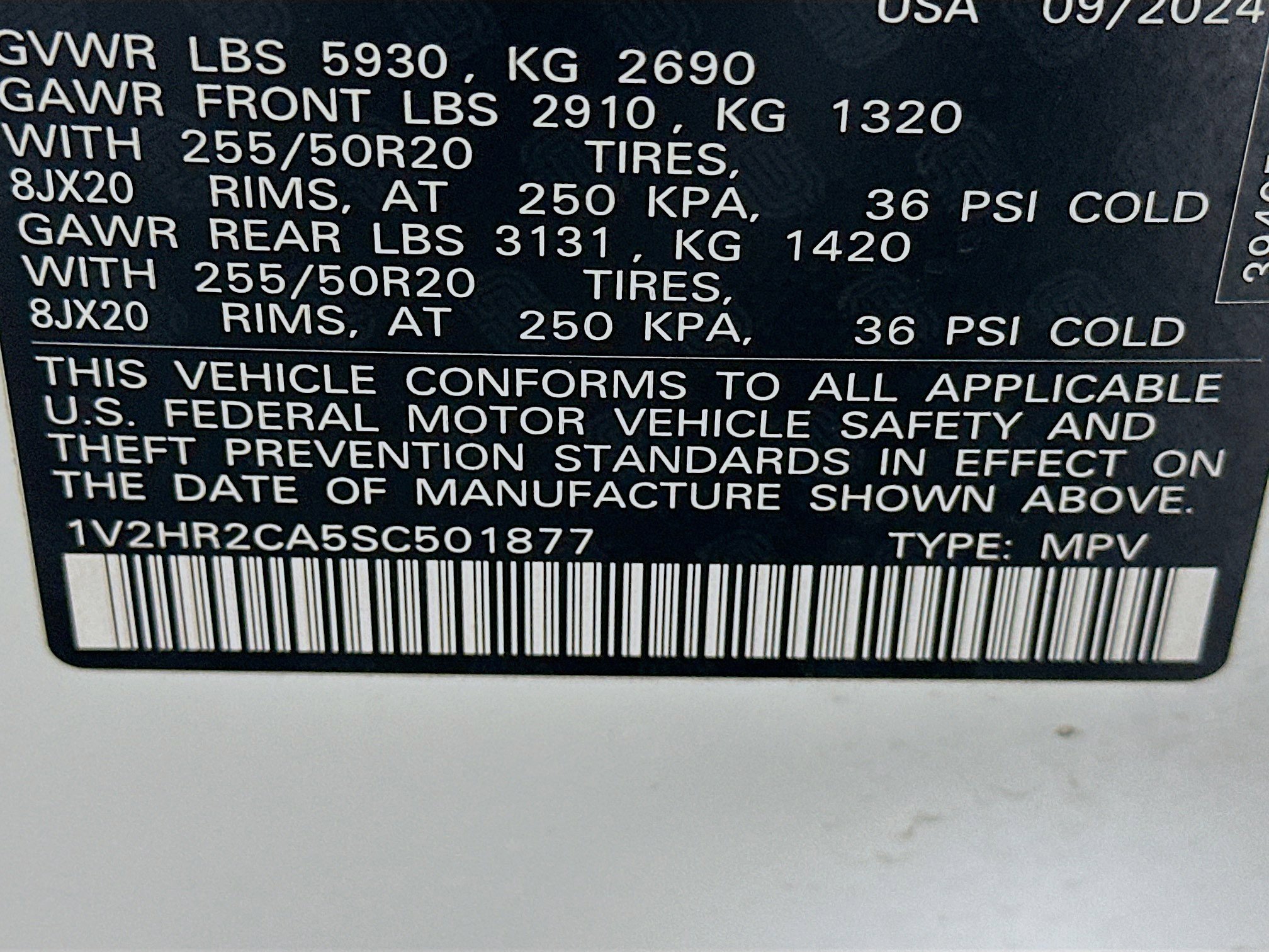 Used 2025 Volkswagen Atlas SE image 12