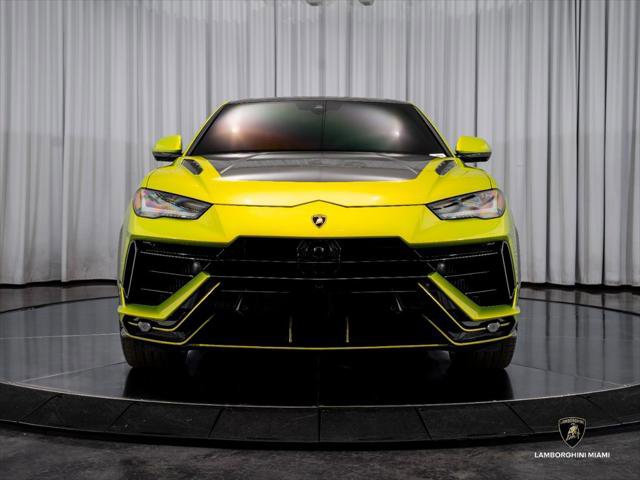 Used 2023 Lamborghini Urus Performante AWD/4WD image 2