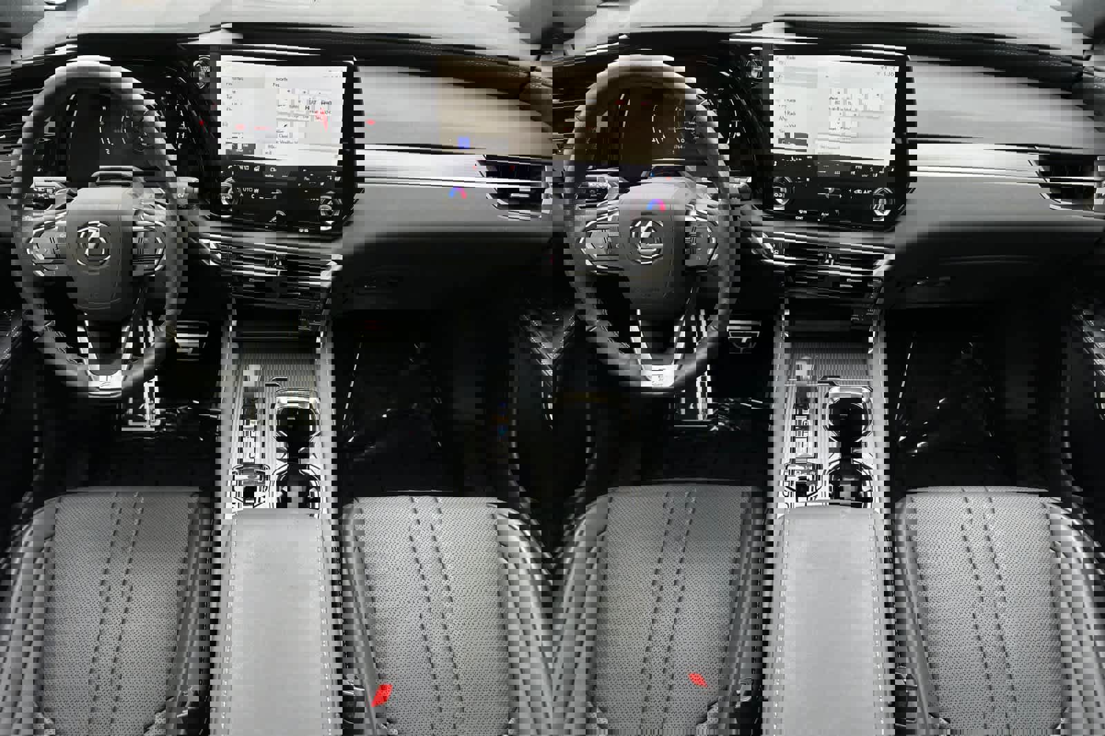 Used 2024 Lexus RX 350 F Sport image 3