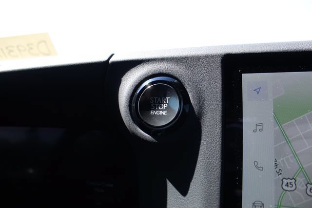 Used 2025 Lexus GX 550 w/ Accessory Package (Z1) AWD/4WD image 16