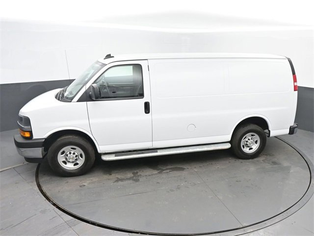 Used 2024 Chevrolet Express 2500 w/ Driver Convenience Package image 27
