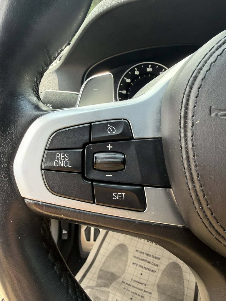 Used 2019 BMW 540i w/ M Sport Package RWD image 20