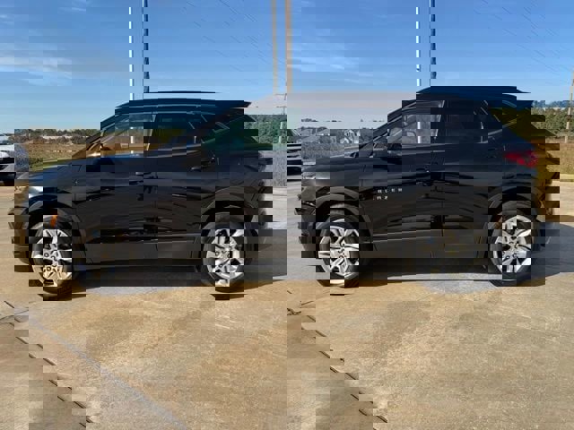 Used 2021 Chevrolet Blazer LT video 2