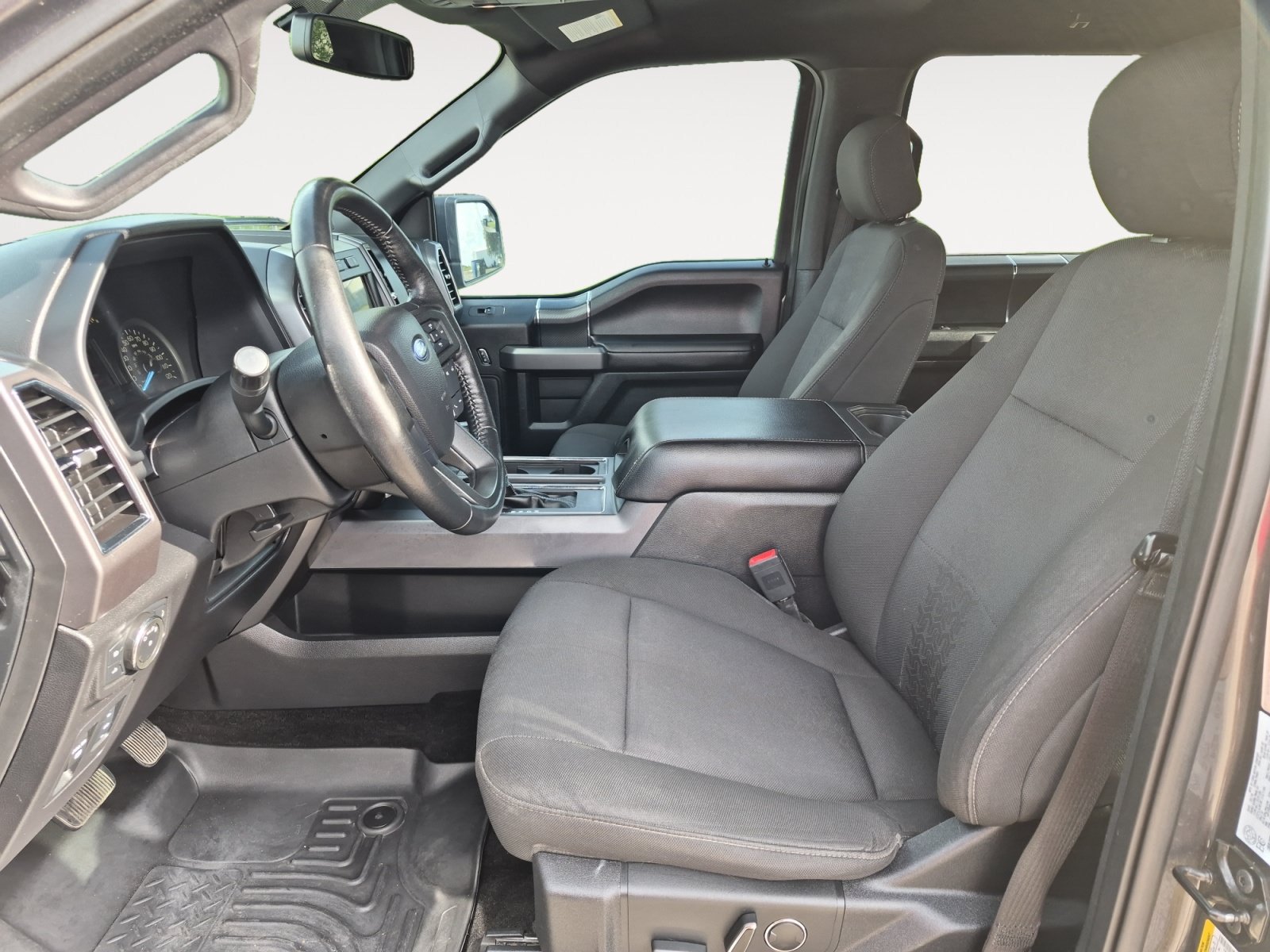Used 2018 Ford F150 XLT w/ Equipment Group 302A Luxury AWD/4WD image 22